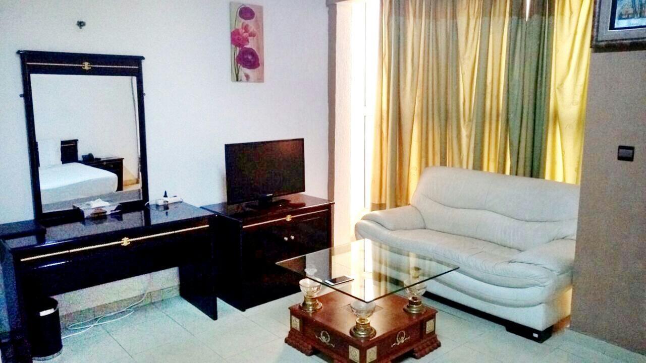 Riviera Hotel Benin Котону Экстерьер фото