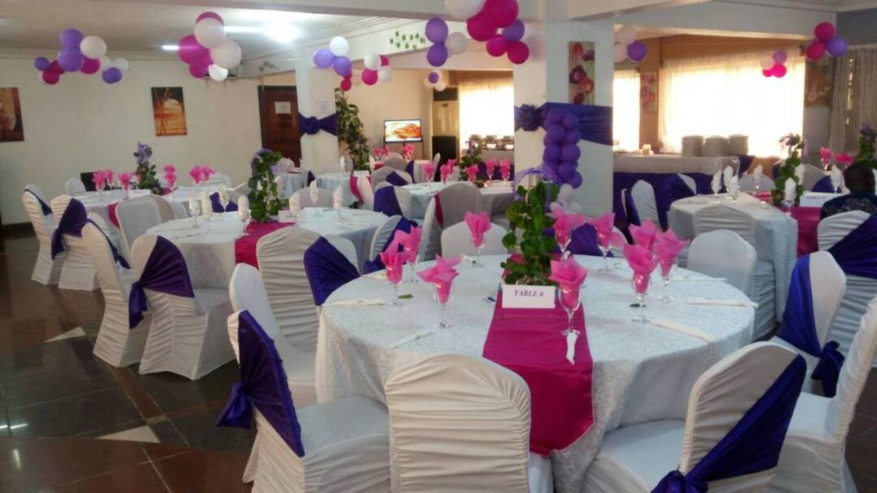 Riviera Hotel Benin Котону Экстерьер фото