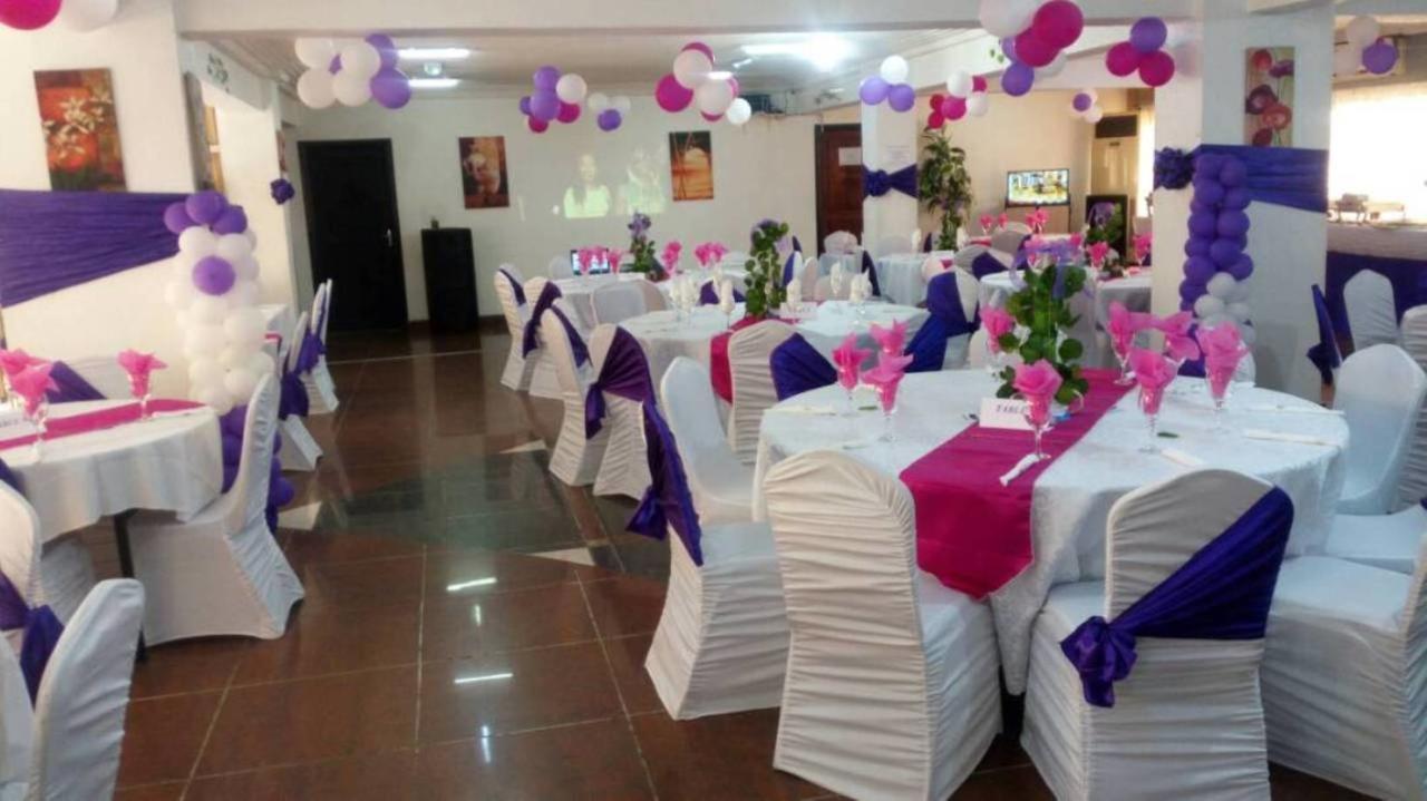 Riviera Hotel Benin Котону Экстерьер фото