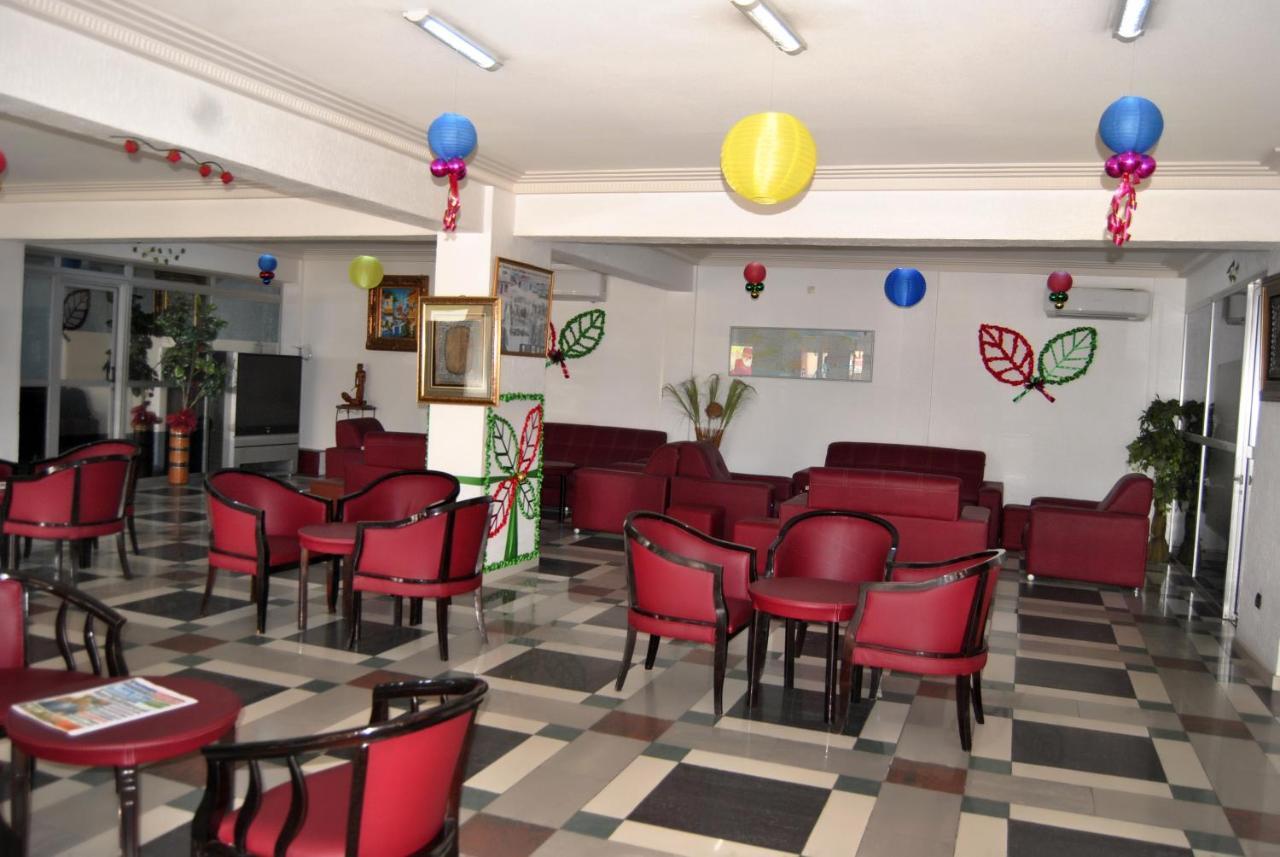 Riviera Hotel Benin Котону Экстерьер фото